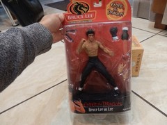 Bruce Lee as Lee Enter the Dragon 2000 Play Along Action Figure