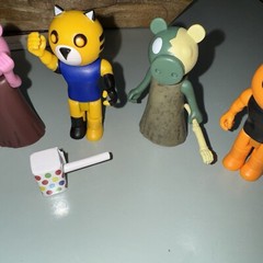 Piggy By MiniToon Loose Lot Of 7 Action Figures