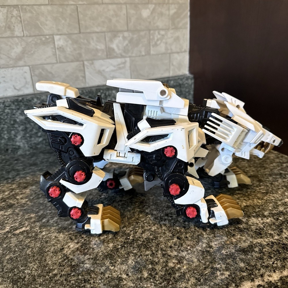 2002 HASBRO TOMY ZOIDS WHITE LIGER ZERO ROBOT ACTION FIGURE *Incomplete*