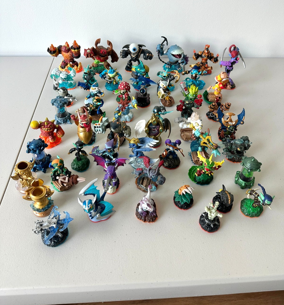 Activision Skylanders Figures Toys Lot Of 52 Untested