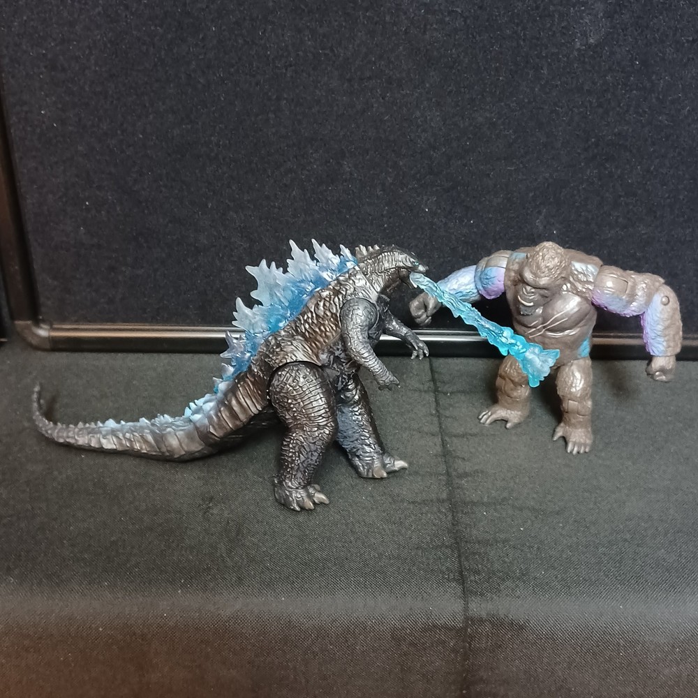 2021 Playmates Godzilla Vs Kong Action Figure 2 Lot