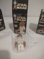 2005 Tomy Star Wars Figures Kubrick Series 5 – 60mm Tall , Leia, Luke, etc