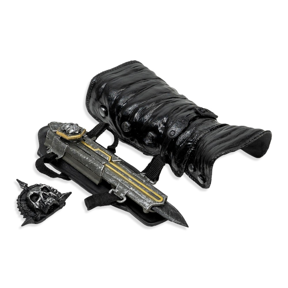 Assassin’s Creed 1:1 Sleeve Arrow Sleeve Blade Prop Can be Ejected Cosplay Decor