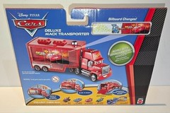 Disney Pixar Cars QUICK CHANGERS RACE Deluxe Mack Transporter NEW