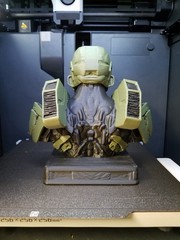 3D Printed Halo Master Chief Bust Spartan John-117 Statue Desk Decor Figure
