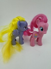 My Little Pony Lot Of 2 G4 Hasbro 2010 Lily Blossom Pinkie