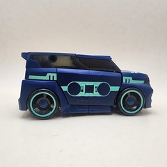 TRANSFORMERS Animated (2008) SOUNDWAVE 5″ Deluxe [COMPLETE, BUT READ]