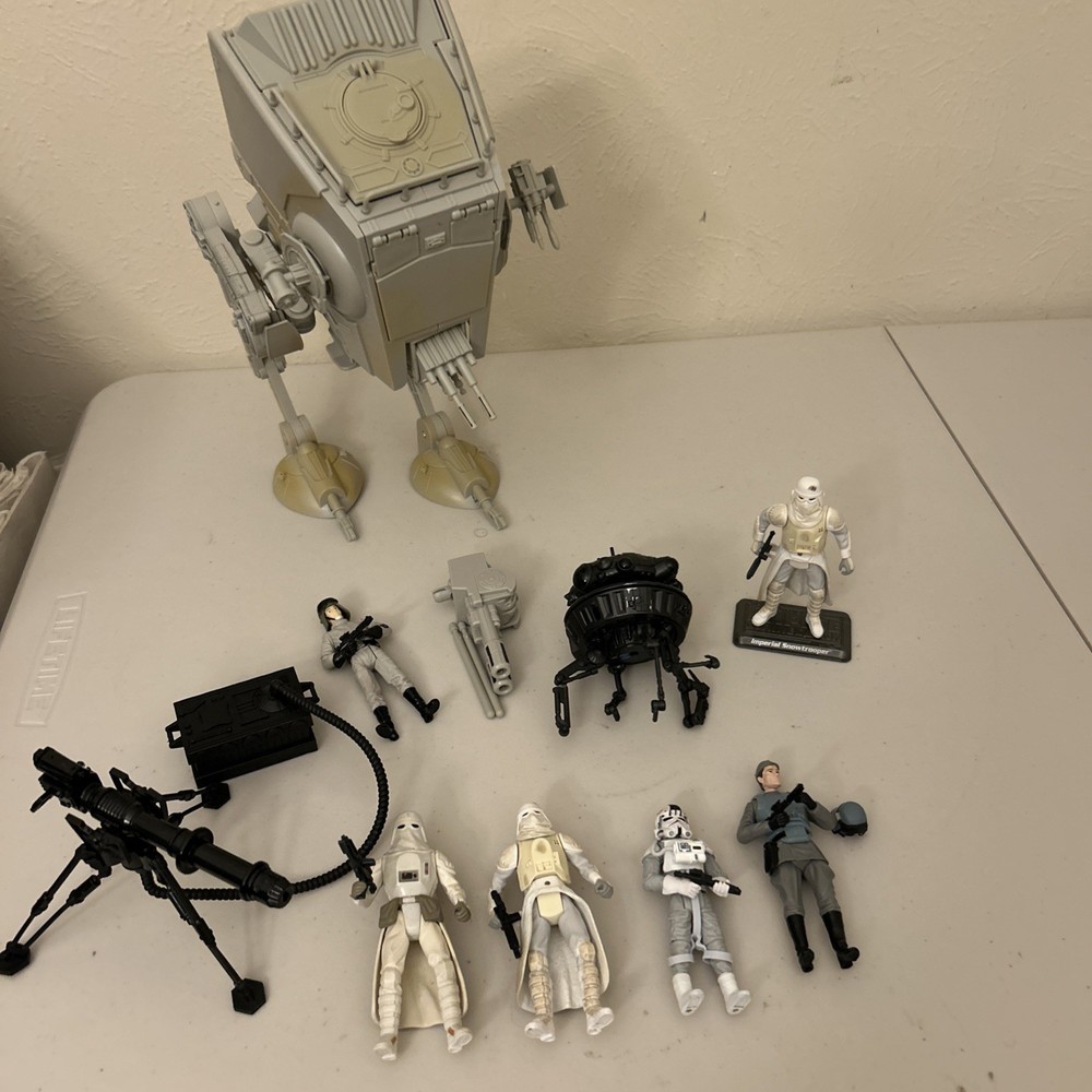 Star Wars Lot Battle Of Hoth Imperial Forces AT-ST Snow Troops At-At Driver