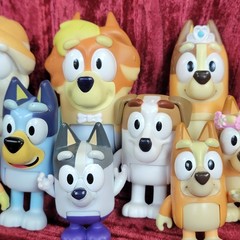 15X Bluey and Friends Family Figures Lot Assorted Figures FIGURE TOY TOYS RARE