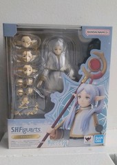 BANDAI S.H.Figuarts Frieren: Beyond Journey’s End Frieren 140mm Action Figure