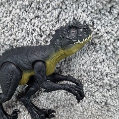 Jurassic World Camp Cretaceous SCORPIOS REX Dino Escape Slash N Battle Figure