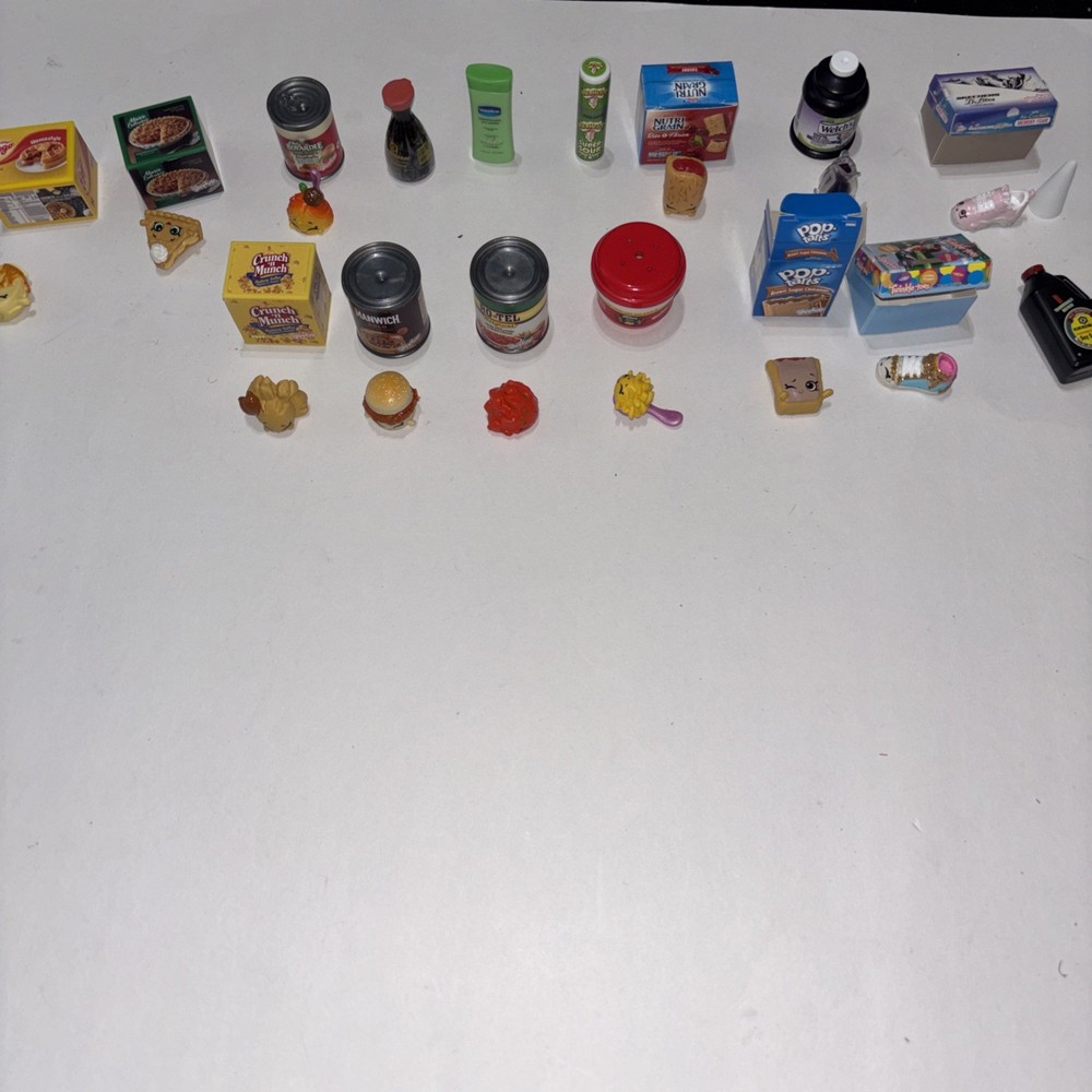 Lot Of 17 Shopkins Real Littles Food And Grocery Some Glitter/Collectors Edition