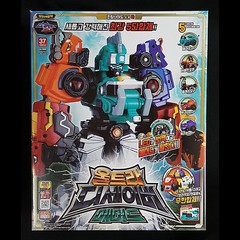 Dino Core Ultra D-Saber MAMMOTH Transforming Robot Cerato Tri Dimetron Plesio