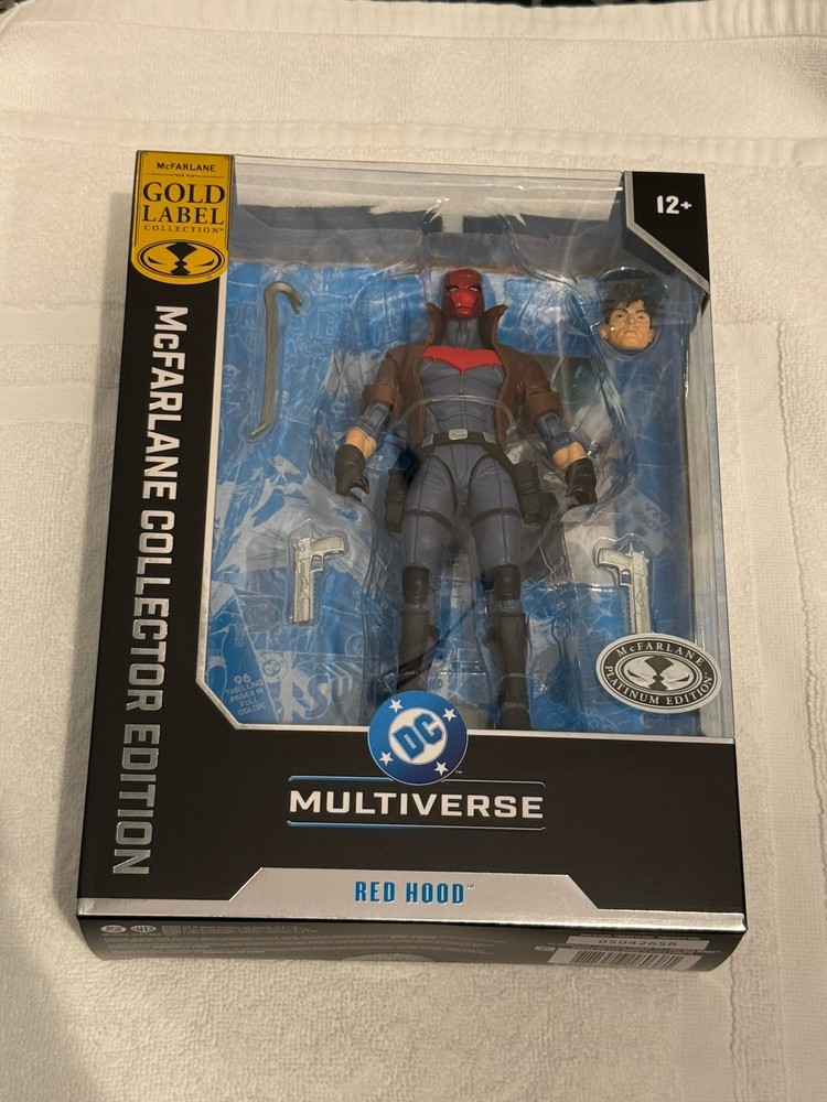 FIGURE MCFARLANE TOYS SDCC 2026 EXCLUSIVE RED HOOD GOLD LABEL PLATINUM EDITION