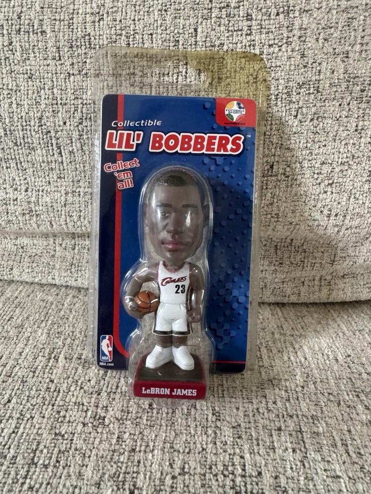 NBA Basketball Collectible Lil’ Bobbers LeBron James Cavaliers 2003