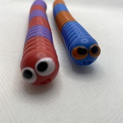2 x Bonkers SLITHER.IO Bendable Worms ~ 14cm