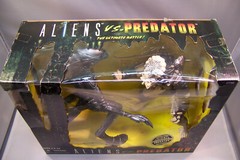 KENNER ALIENS VS PREDATOR 10in DELUXE ACTION FIGURES VINTAGE 1997 NEW 10th ANNIV