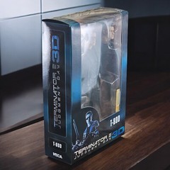 NECA Terminator 2 Judgement Day 3D T-800 Action Figure Galleria 2017 NIB HTF