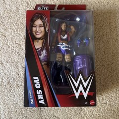 MATTEL WWE “THE GENIUS OF THE SKY” IYO SKY ELITE SERIES 122