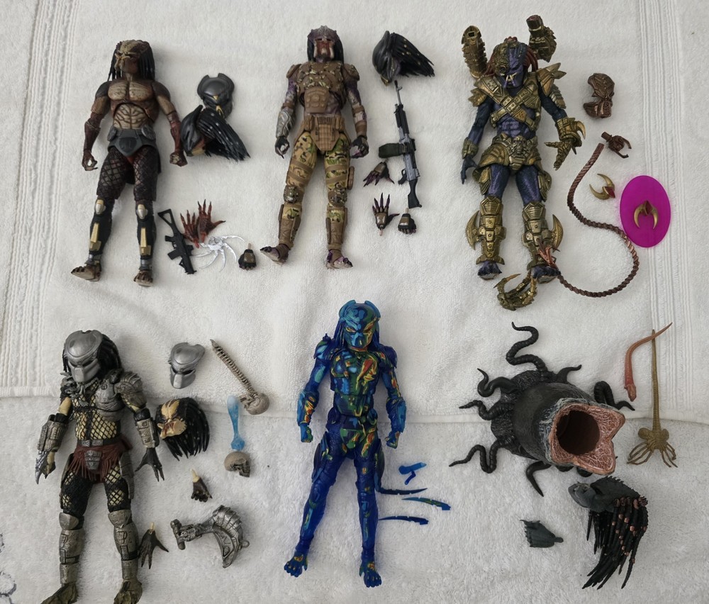 neca predator action figure lot Plus Extras