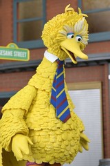 NECA Sesame Street Presents 11″ Big Bird Ultimate Action FIgure Feature Letter B