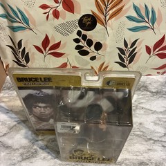 BRUCE LEE Round 5 Fan-Atiks Series Bruce Lee: Enter the Dragon Action Figure New