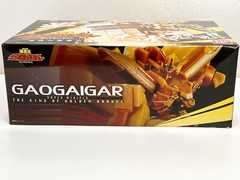 The King of Braves GaoGaiGar Golden King of Braves Super Mini Pla Premium Bandai