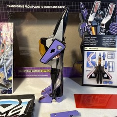 Vintage G1 Skywarp Transformers Decepticon w/ Box & Accessories (1984)