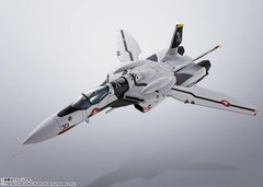 HI-METAL R Macross Zero VF-0S Phoenix (Roy Focker’s Unit) 140mm Action Figure