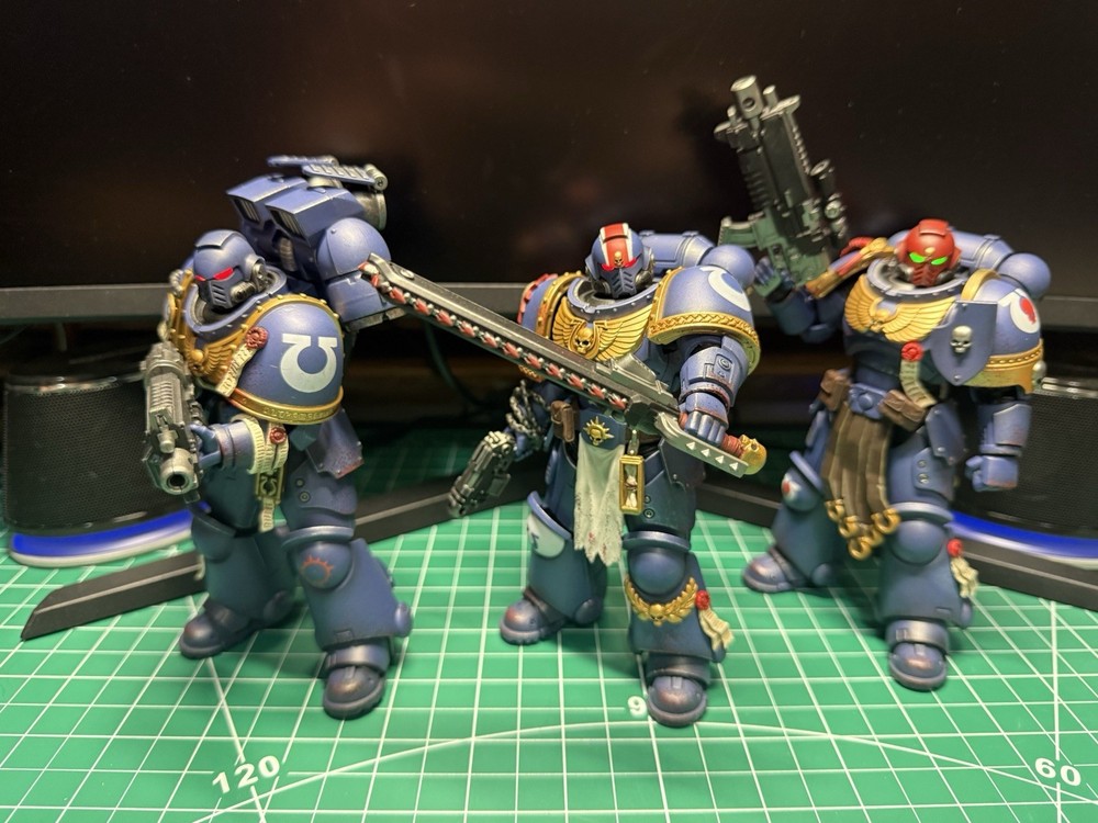 JoyToy Warhammer 40k Space Marine 2 Collectors Edition Titus, Gadriel, Chairon