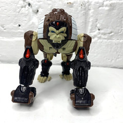 Transformers Cybertron Jungle Planet Optimus Prime Ape Deluxe Class Primal