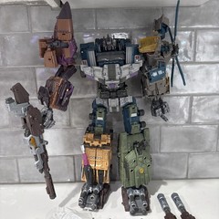 TRANSFORMERS Warbotron-Combaticons-Bruticus Set WB01 – Pre-Owned