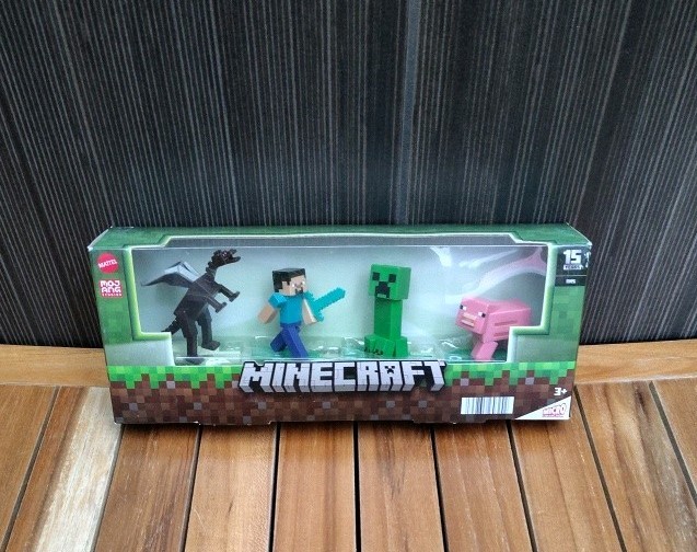 Minecraft 2 Inch Micro Collection 4 Pack Creeper Pig Steve Ender Dragon