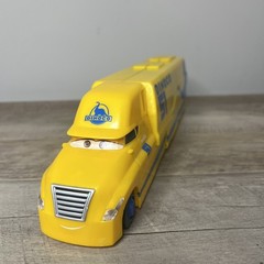 Disney Pixar Cars Cruz Ramirez #51 Dinoco Transporter Hauler Semi Truck Play Set
