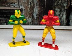 Set of 2 Vintage Louis Marx Plastic Football Player Figurines 1969 Collectible