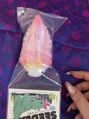 SHOKO NAKAZAWA BROTHER SEEDLAS Sakura Pink Vinyl Sofubi Figure Model H11CM/4.4in