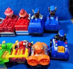 Paw Patrol Car Lot 18 Die Cast & Plastic Vehicles W Drivers Nickelodeon Toys