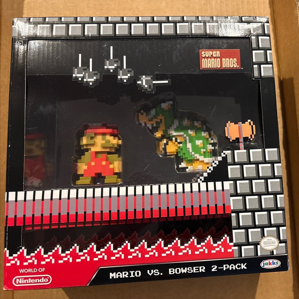 Super Mario Bros Mario vs Bowser 2 Pack Pixel Figure World of Nintendo
