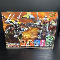 Power Rangers Mystic Force Magiranger SMP MagiKing Megazord / Bandai