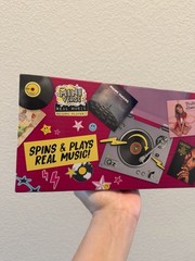MGA’s Miniverse Real Music Record Player Mini Collectibles Mini Playable Record