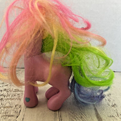 My Little Pony Pink Horse Figure Rainbow Hair Butterfly 2005