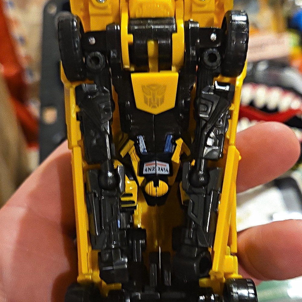 Transformers Bumblebee Transforming Yellow/Black Car Vehicle Mode Action Figure