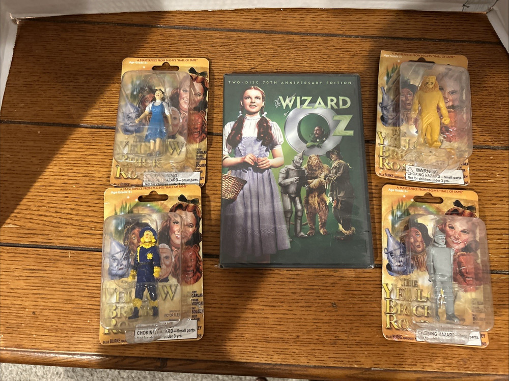 Vtg new MGM Wizard Of Oz 4 Figures Set 2005 & Sealed movie