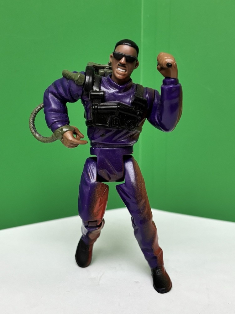 Men In Black Flame Blasting Jay 4.75″ Action Figure Galoob 1996