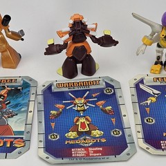 Medabots Action Figure Lot 7 Hasbro Takara Tomy 2.5” Mini Figures With Cards