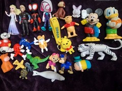Mix Lot Of Toys Disney, Tmnt, Pokémon,Marvel ,Arnold , Pac Man Ect