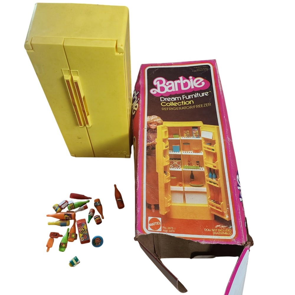 Vintage 1978 Barbie Dream Furniture Collection Refrigerator Freezer box extras