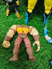 Toy Biz Deluxe Wolverine Action Figure 1993 Marvel X-Men Cyclops Juggernaut