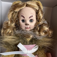 Madame Alexander Cowardly Lion 8″ Doll from The Wizard Of Oz Collection NEW