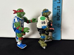 TMNT Teenage Mutant Ninja Turtles Sewer Sport All-stars Leo & Raph Playmate 1991